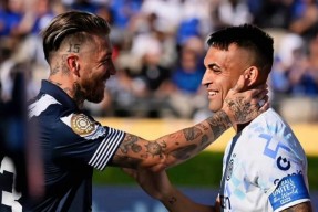 米乐官方网址-卡利亚里客场取胜，实现反弹复仇的简单介绍