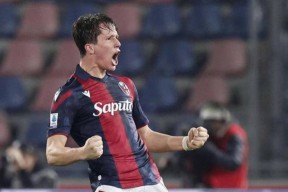 米乐娱乐-包含AC米兰主场大胜博洛尼亚，继续领跑积分榜的词条