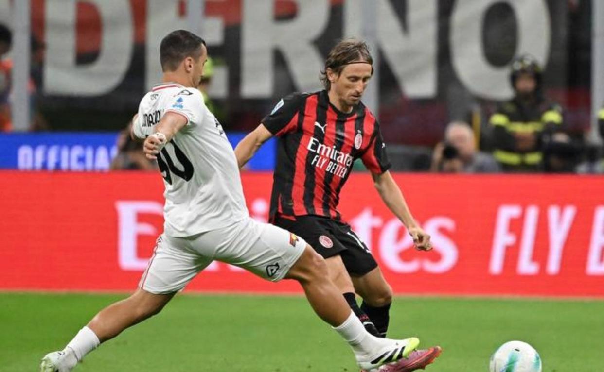 包含意甲联赛旅程持续，球迷热切期待下一场对决的词条