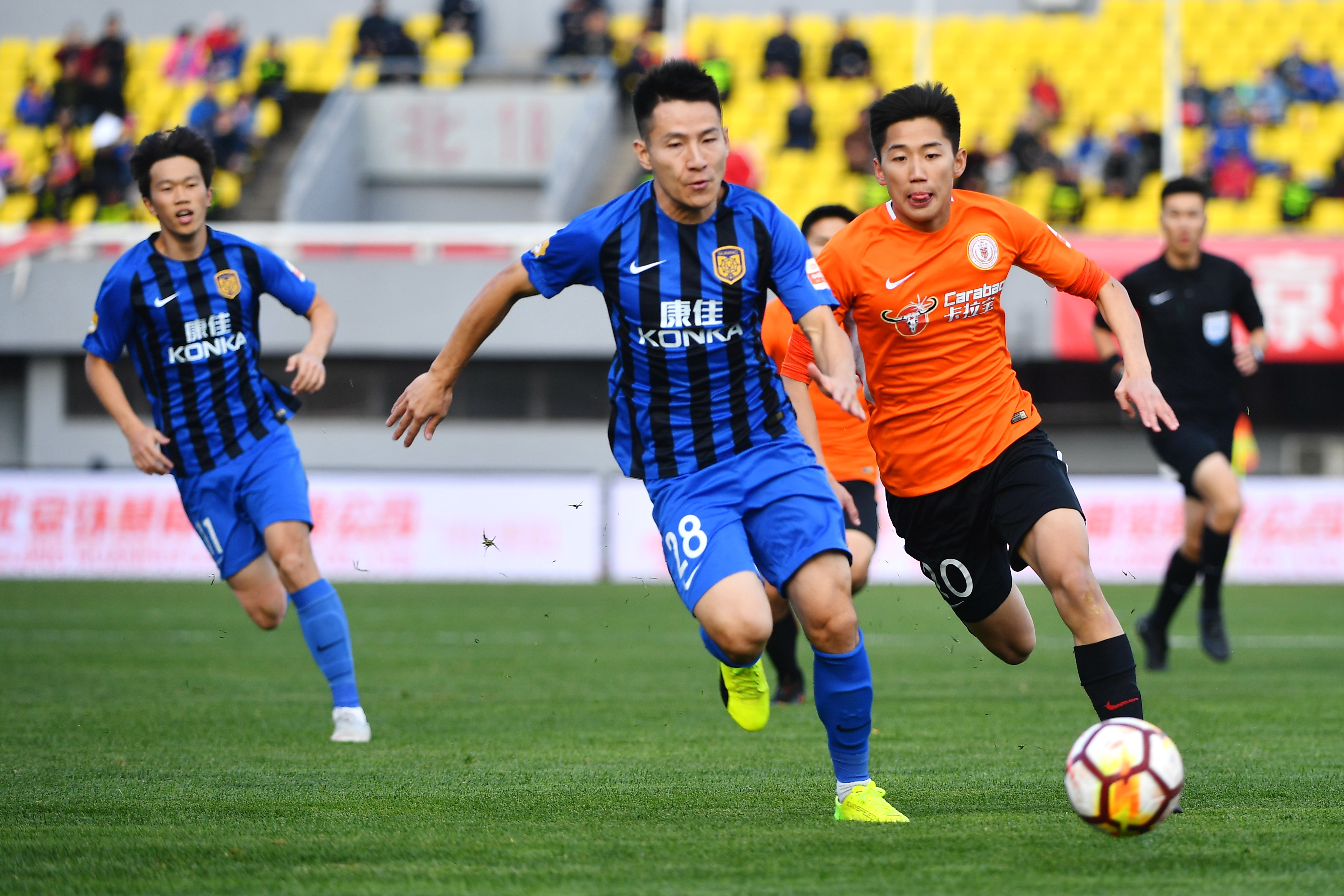 包含北京人和主场击败江苏苏宁，保持主场不败的词条